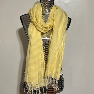 American Eagle Striped Yellow Scarf EUC - One Size